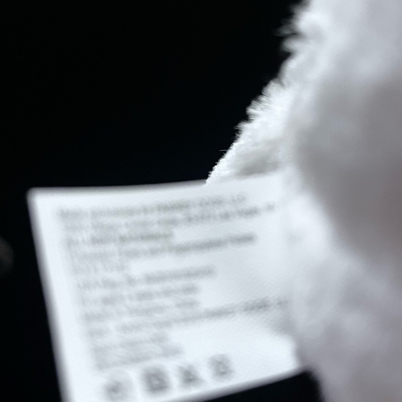 Bark Andre-Fleury, Rare White Plush Dog, Vegas Golden Knights, 2018- NWT - Picture 7 of 11